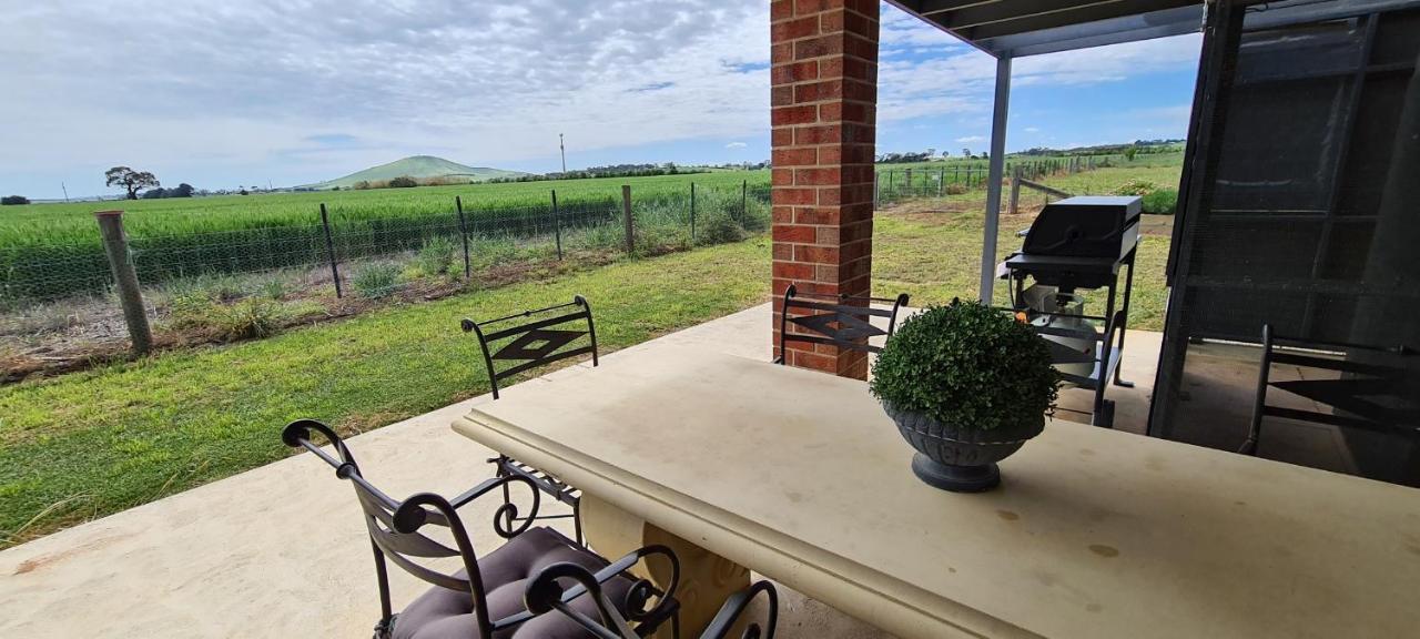 New Horizons Farm Stay Smeaton Extérieur photo