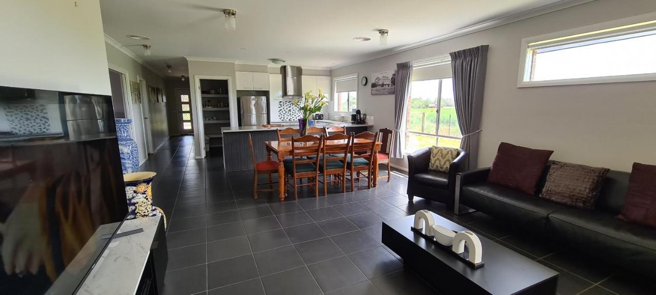 New Horizons Farm Stay Smeaton Extérieur photo